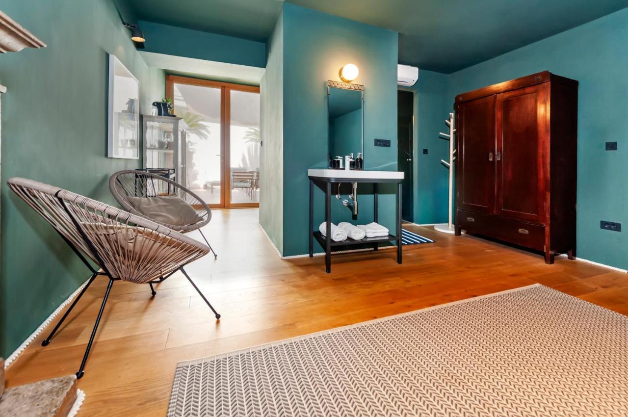 Apartments & Rooms Carera 6 روفينج المظهر الخارجي الصورة