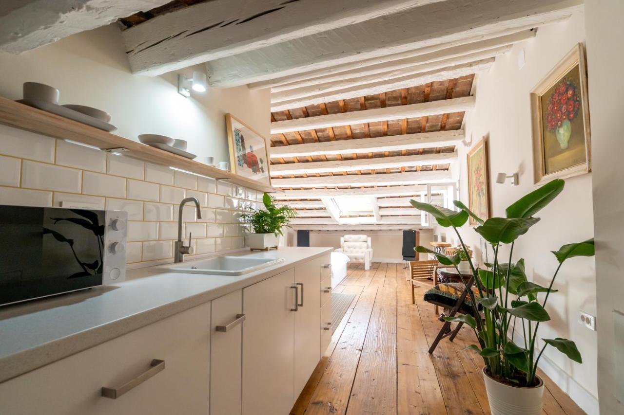 Apartments & Rooms Carera 6 روفينج المظهر الخارجي الصورة