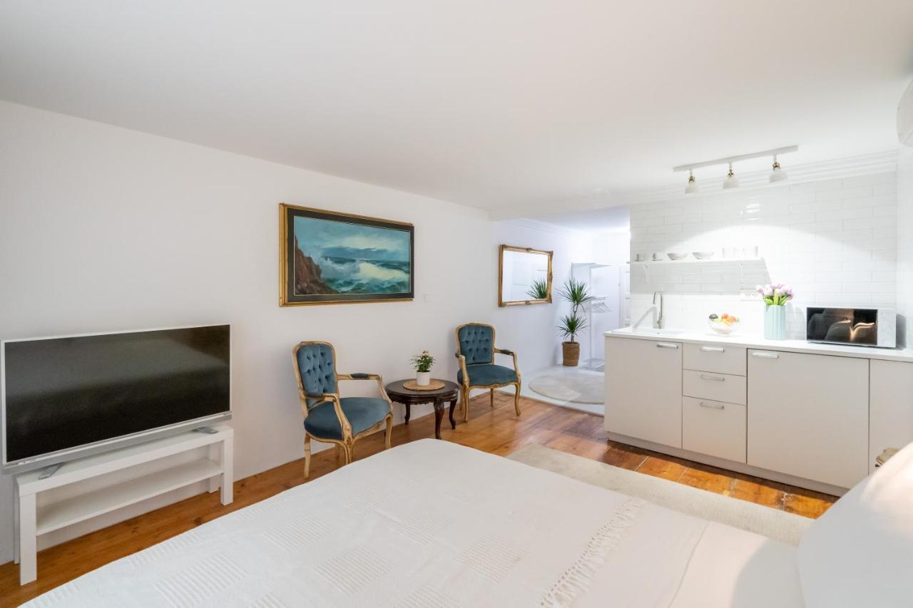 Apartments & Rooms Carera 6 روفينج المظهر الخارجي الصورة