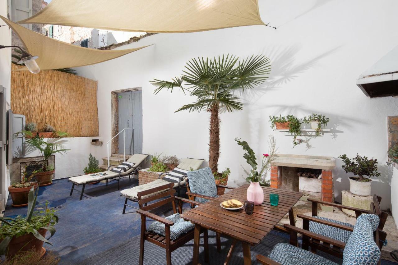 Apartments & Rooms Carera 6 روفينج المظهر الخارجي الصورة